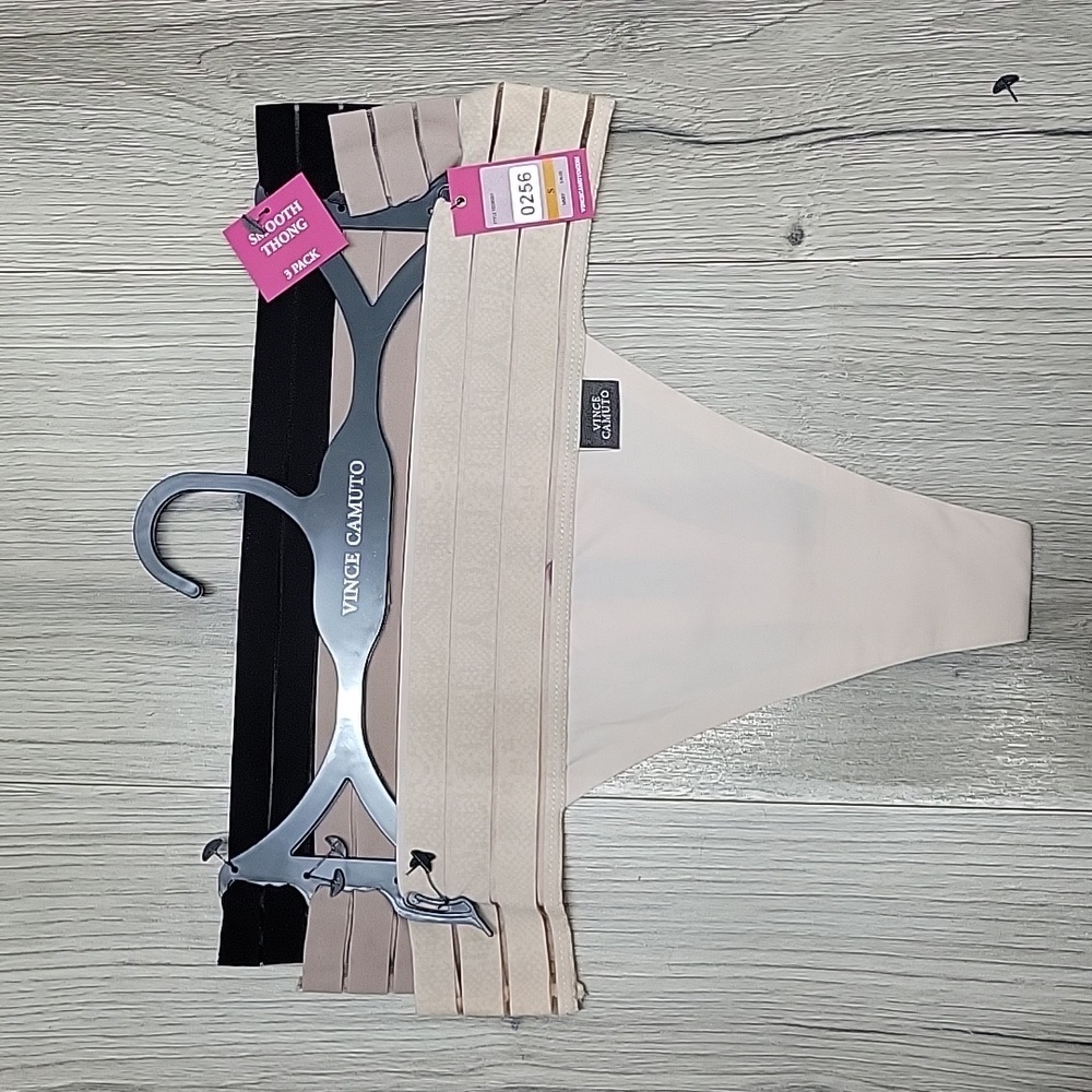 VINCE CAMUTO THONG.